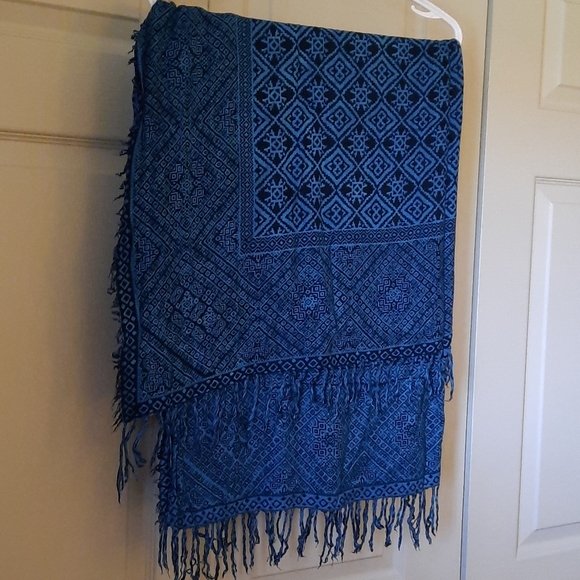 Aphorism Large Black & Blue Scarf - Picture 3 of 6